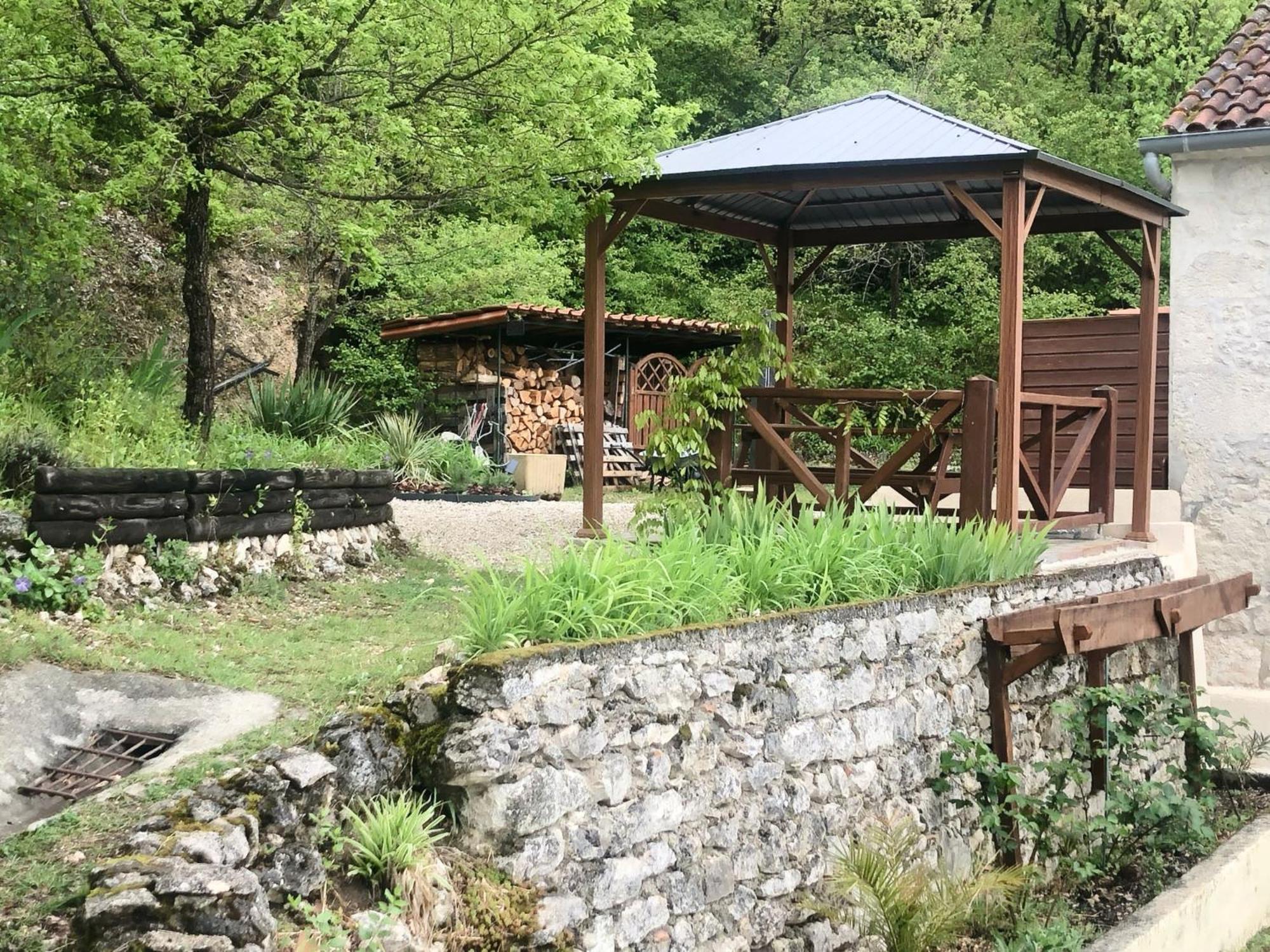 D'Est En Ouest Villa Montcuq Bagian luar foto